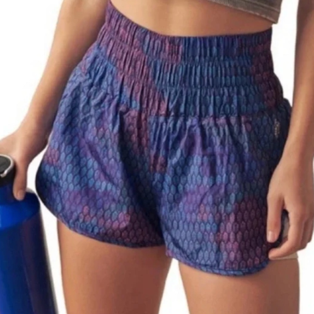 NWOT FP Movement by Free People The Way Home shorts - size large